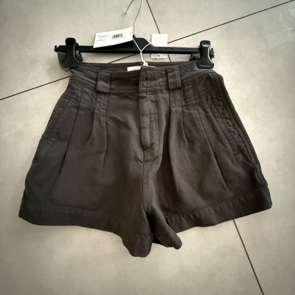 THE GREAT. Pants - THE GREAT Trouser Short Pleated Size 25 Marsh Green